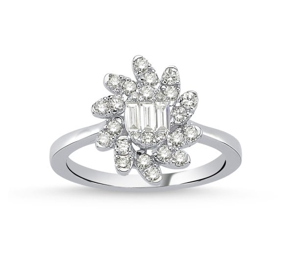 0.49 Karat Pırlantalı Baget Yüzük