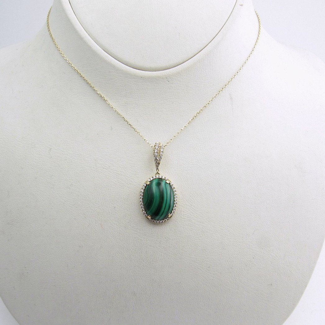 14 Ayar Altın Oval Malachite Kolye